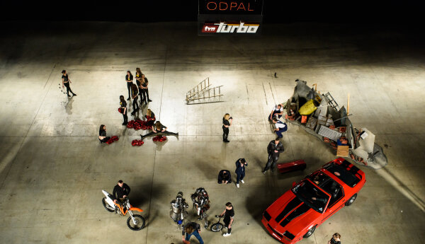 Zobacz jak powstawał spot TVN Turbo na wiosnę 2017!